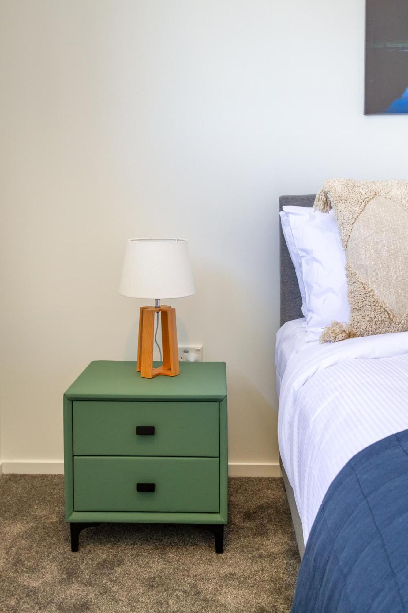 Conveniently Located 2Br Townhouse In West Akl Appartement Auckland Buitenkant foto