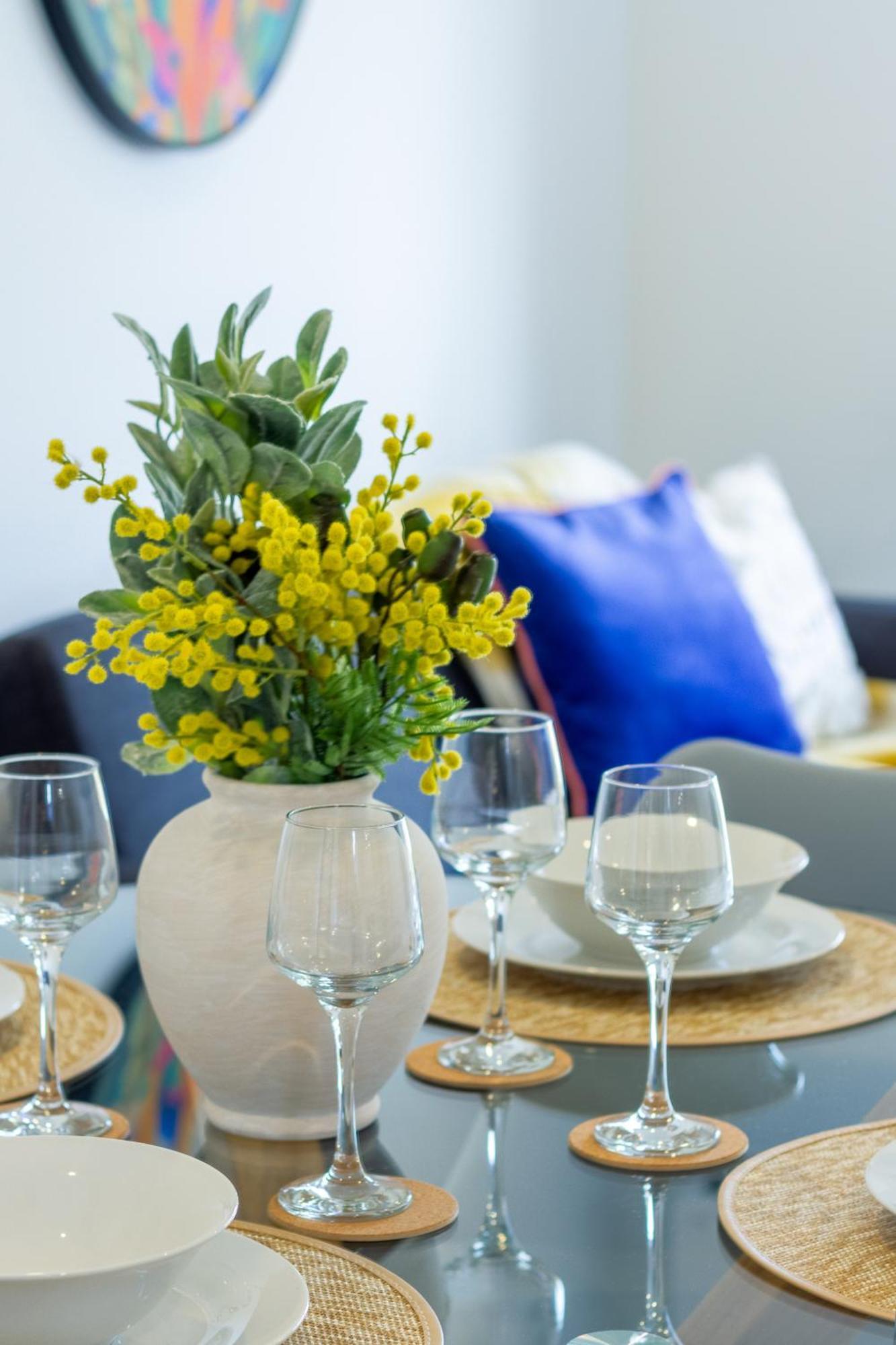 Conveniently Located 2Br Townhouse In West Akl Appartement Auckland Buitenkant foto