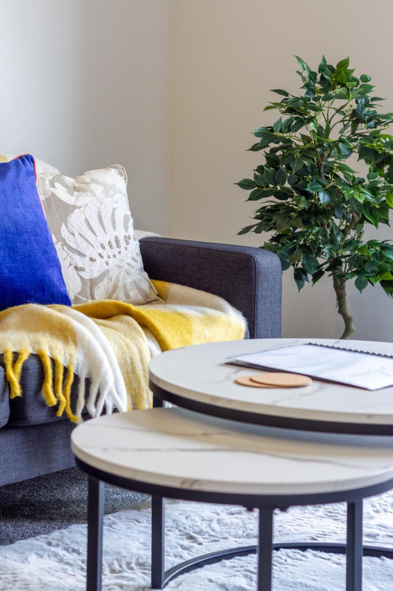 Conveniently Located 2Br Townhouse In West Akl Appartement Auckland Buitenkant foto