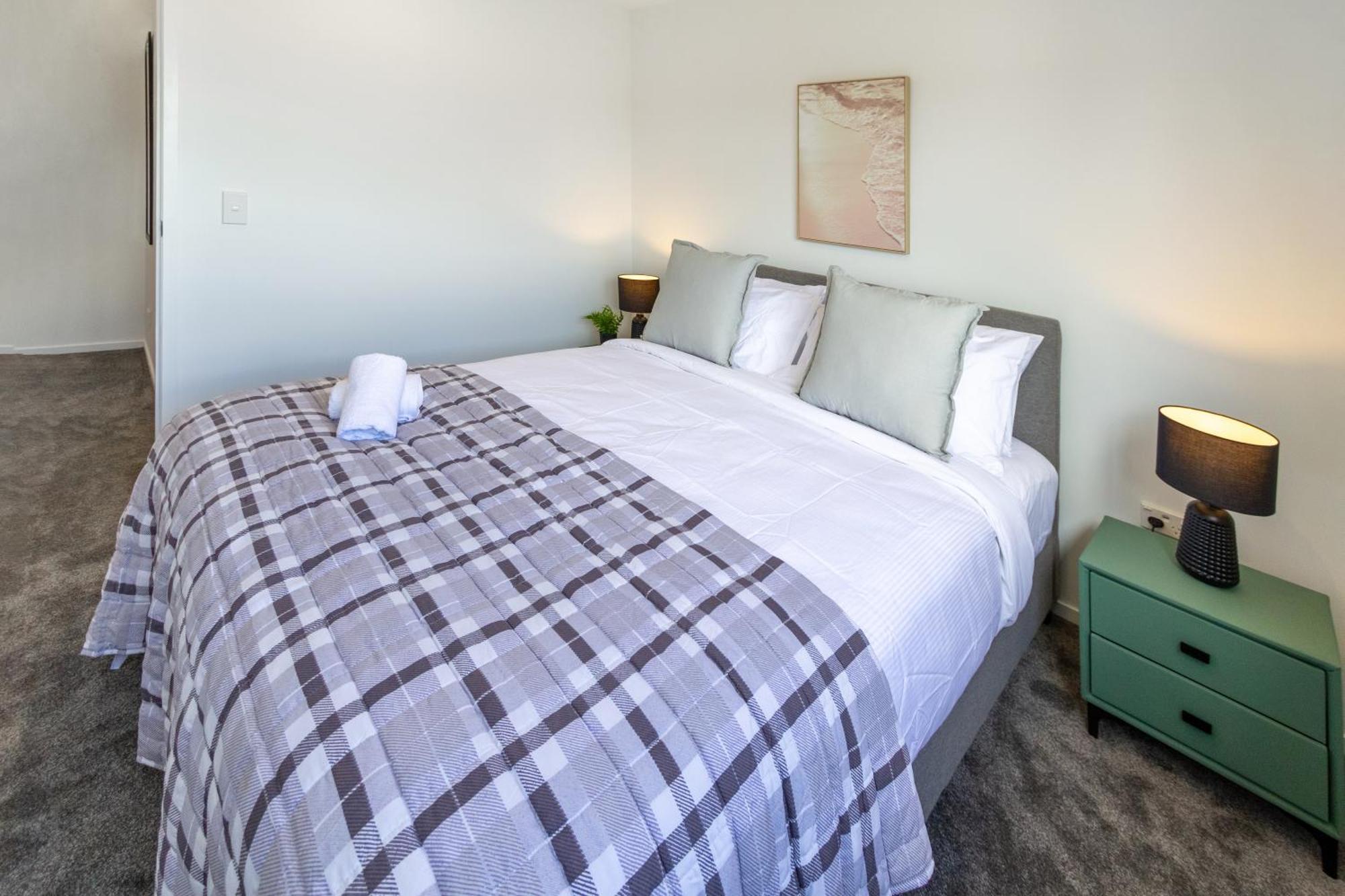 Conveniently Located 2Br Townhouse In West Akl Appartement Auckland Buitenkant foto